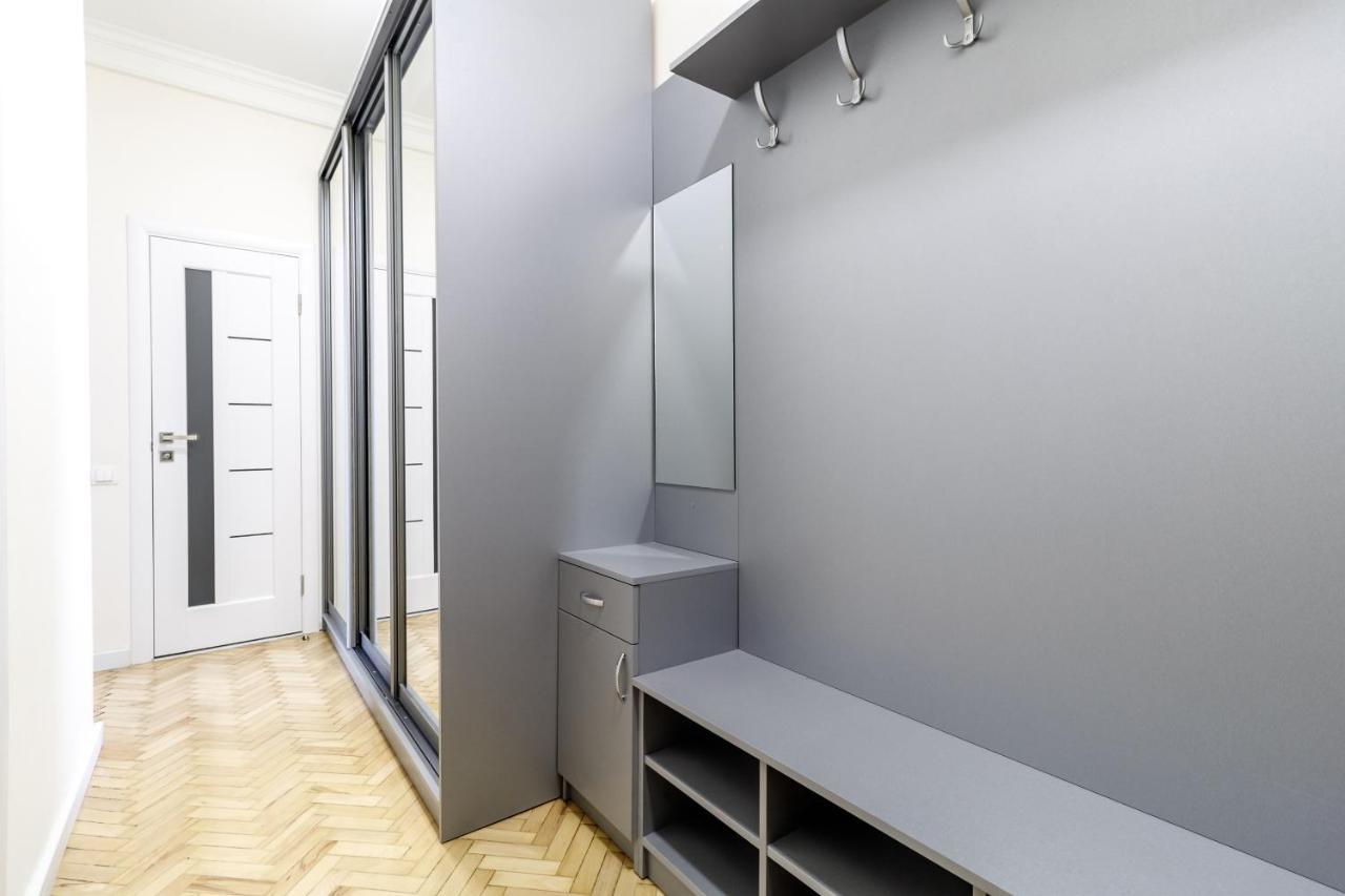 Inshiapartments On Liberty Avenue Lviv Kültér fotó
